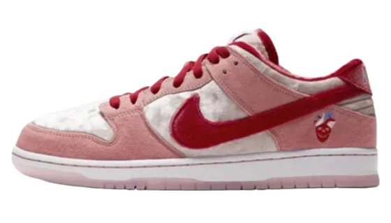 Dunk SB StrangeLove Valentine's Day