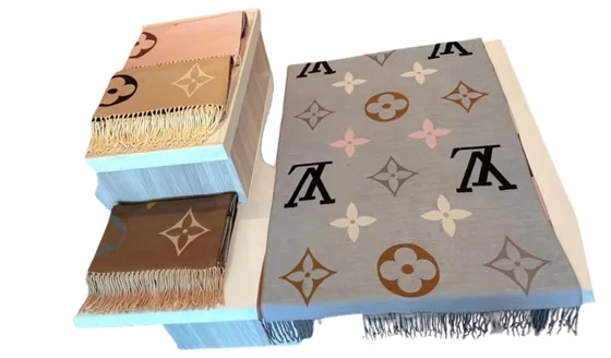LV Scarf