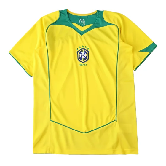 2004 season Brazil home retro Fan version