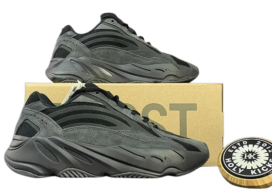 Yeezy 700