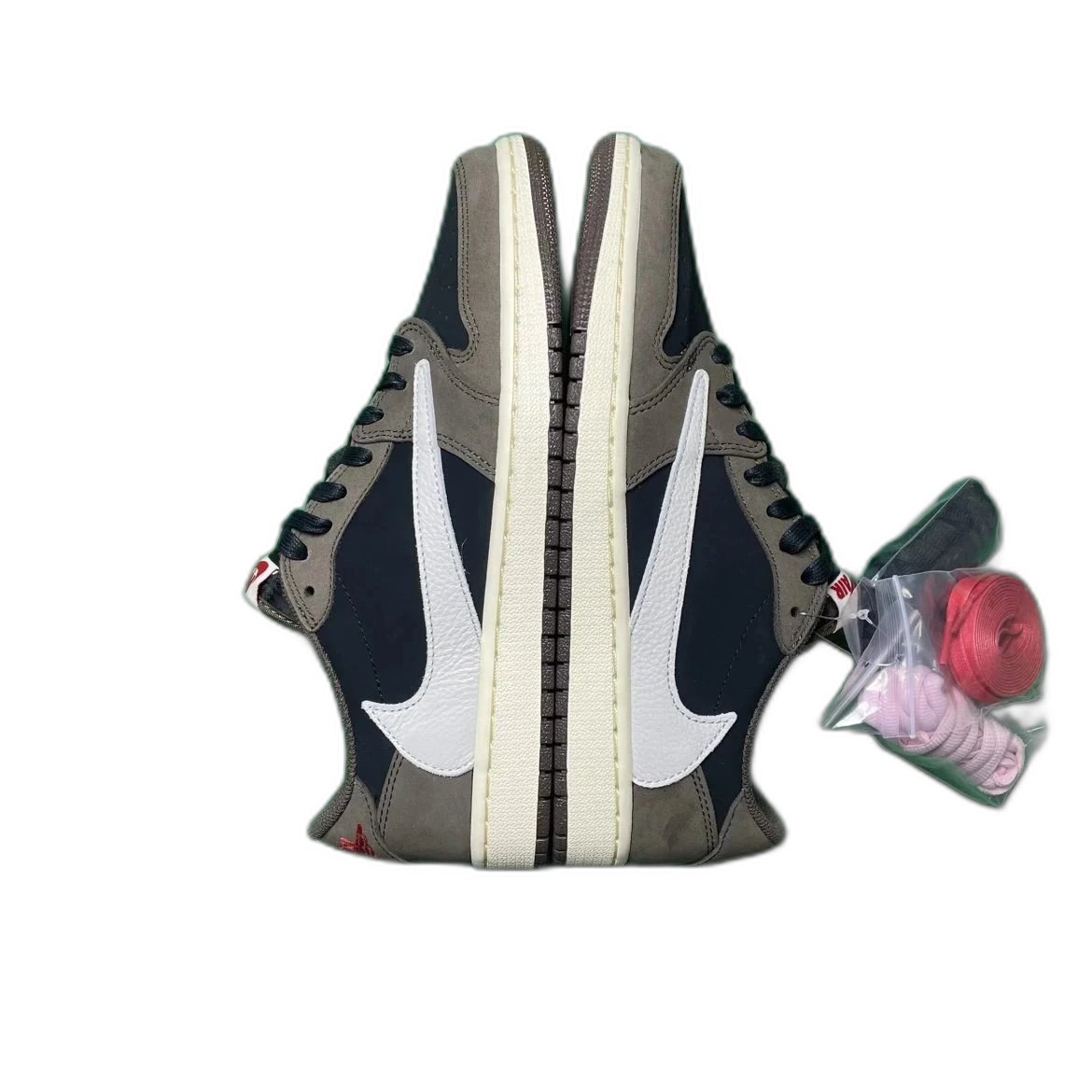 Travis Scott x Jordan Air Jordan 1 Low OG