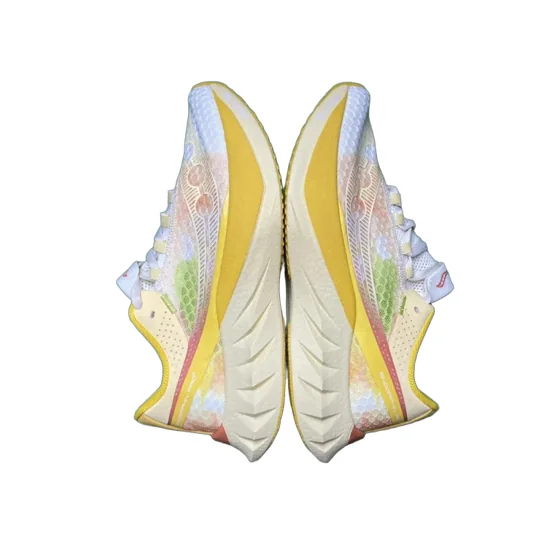 Saucony Endorphin Pro