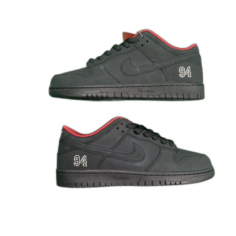 Nike x Supreme Dunk SB Low